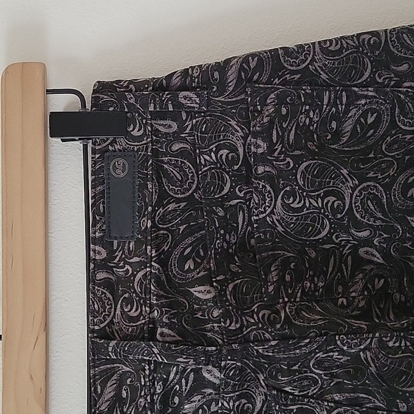 AG x Anthropologie High Rise Stevie Ankle Paisley Velvet Jeans Size 26 - Picture 7 of 7